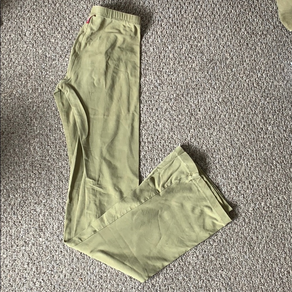 Olive green leggings